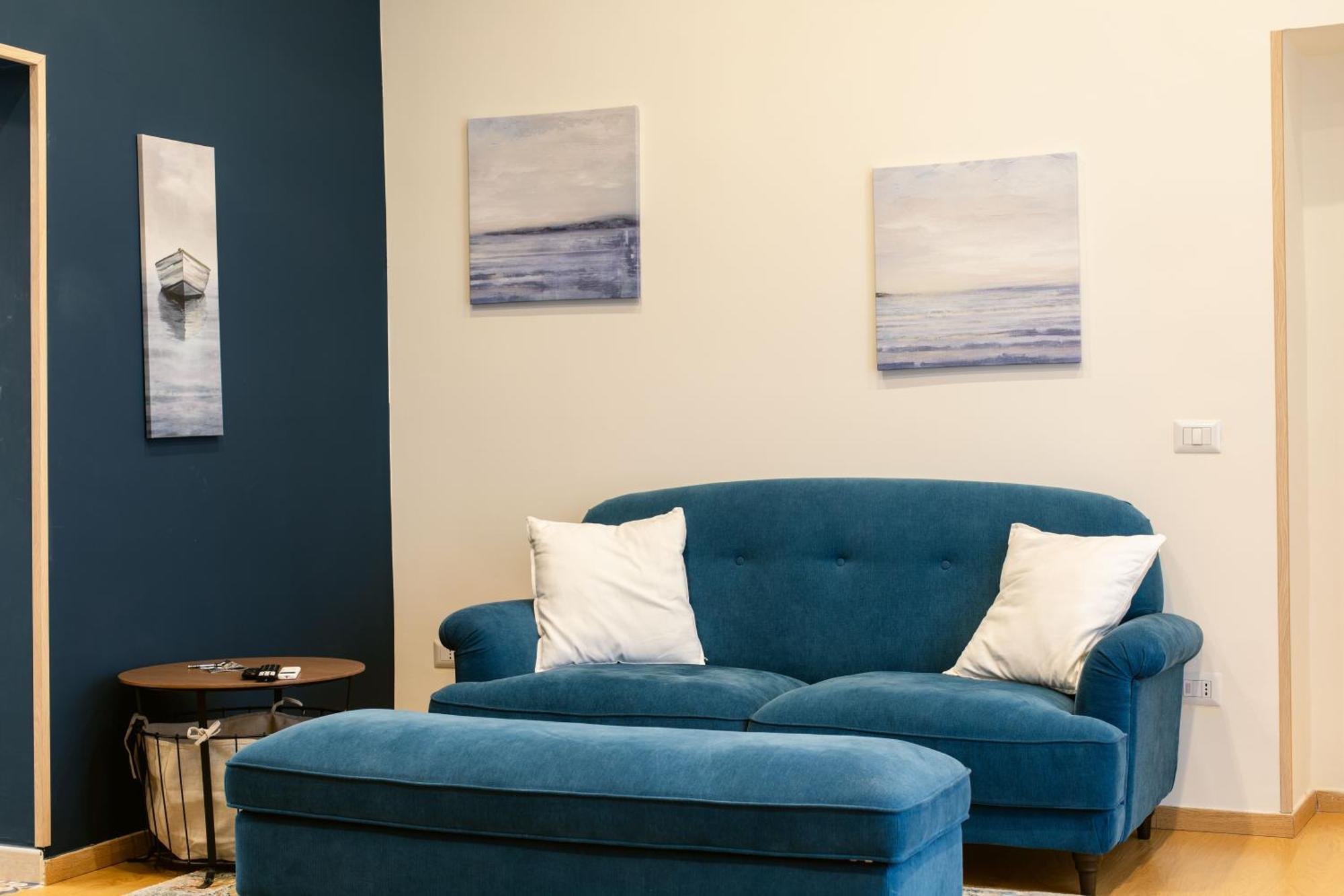 Calaba Chiaia Apartment Наполи Екстериор снимка