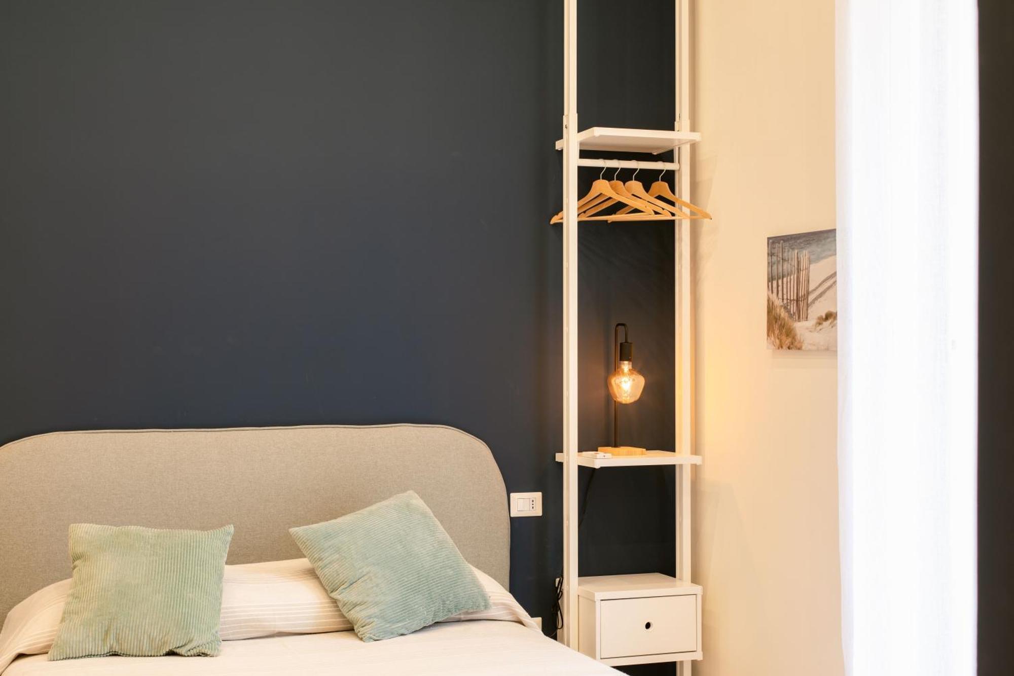 Calaba Chiaia Apartment Наполи Екстериор снимка